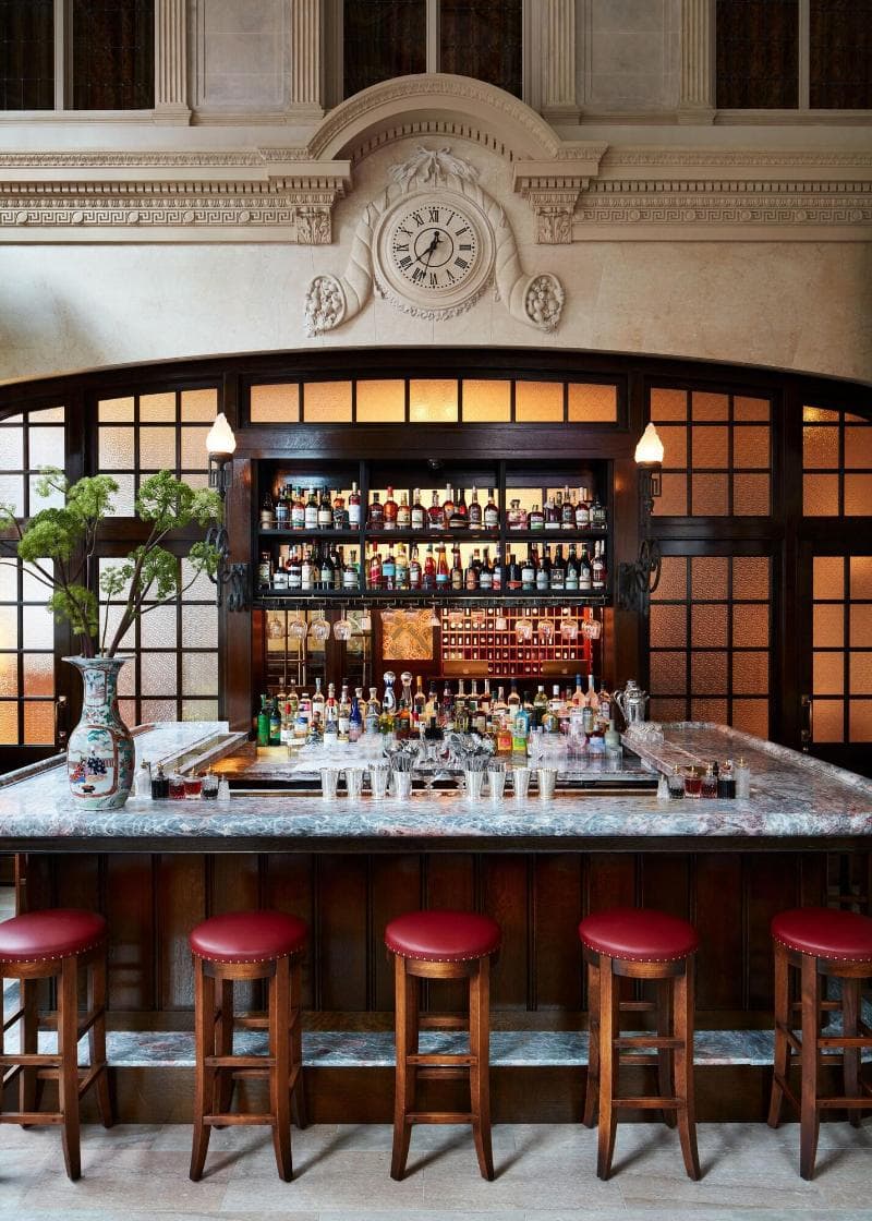 Bar