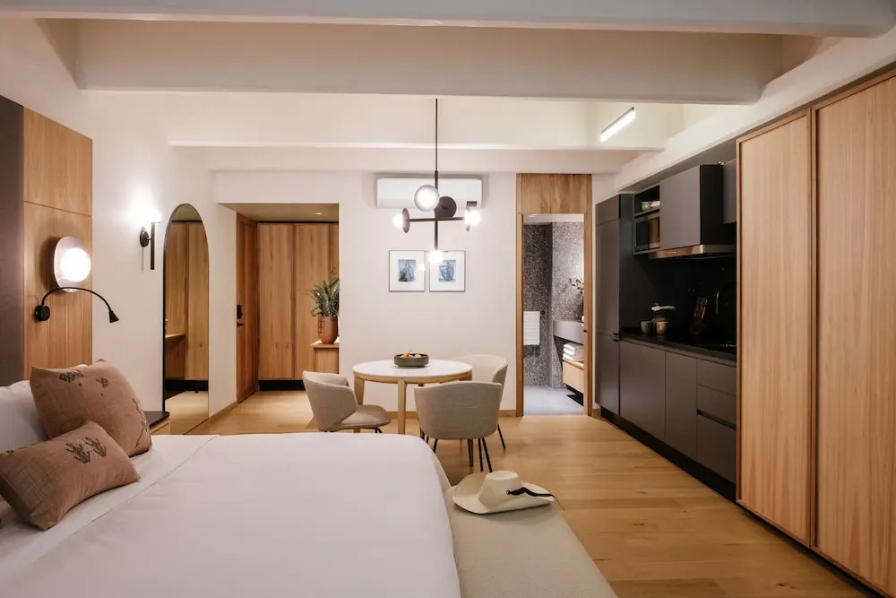 Colima 71 Art Community Hotel