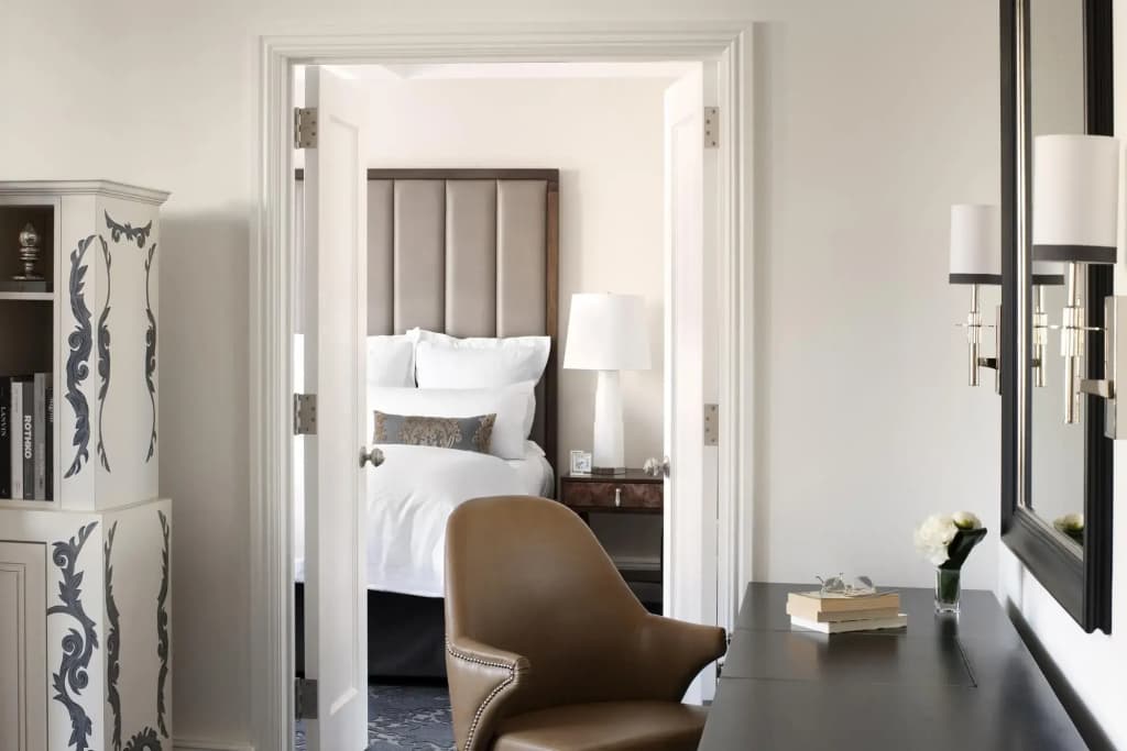 Standard King Room