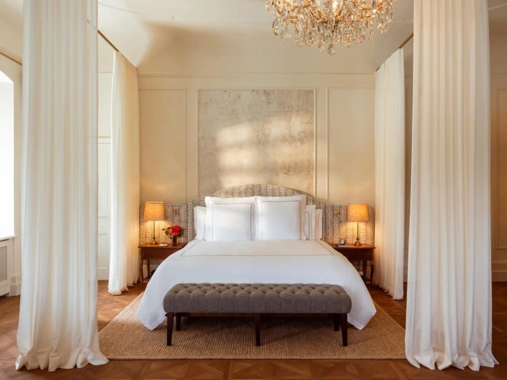 Lakeside Deluxe Double Suite