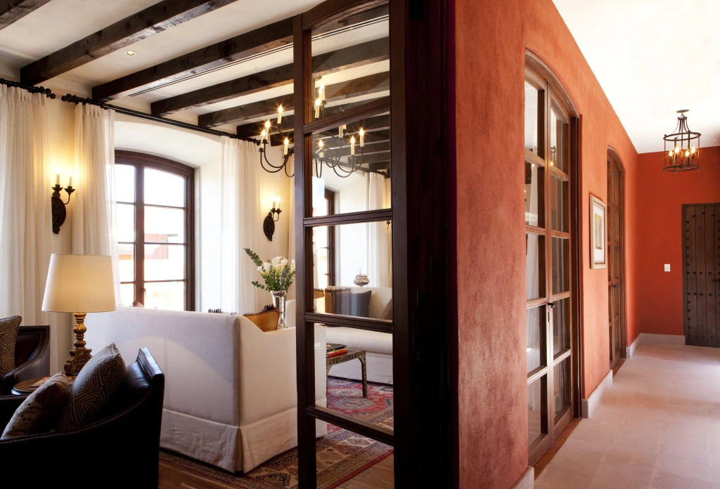 Colonial King Room