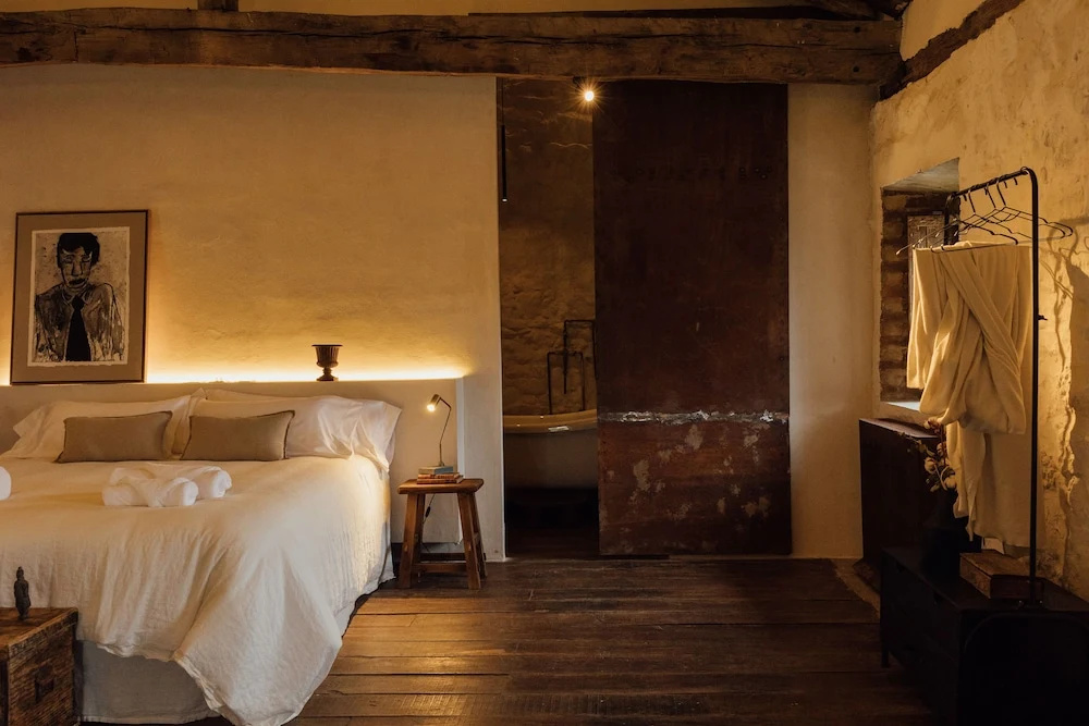 Luxury King Suite