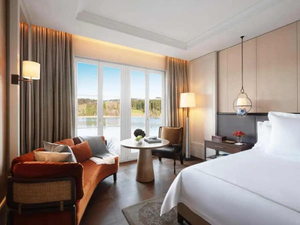 Lakeside Premier Double Room