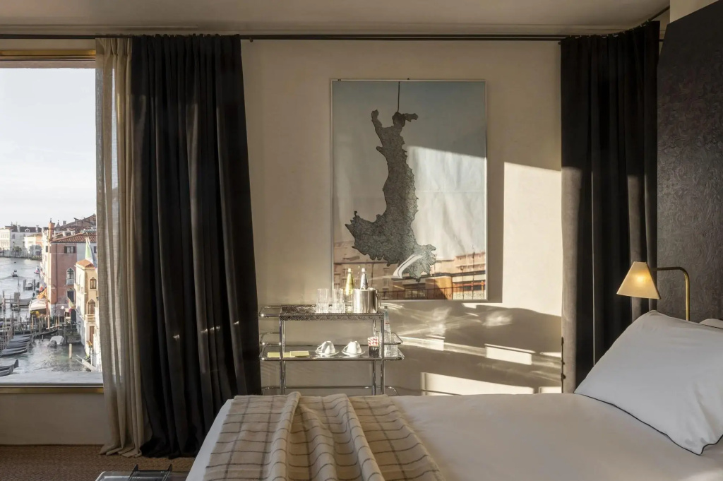 guest_rooms