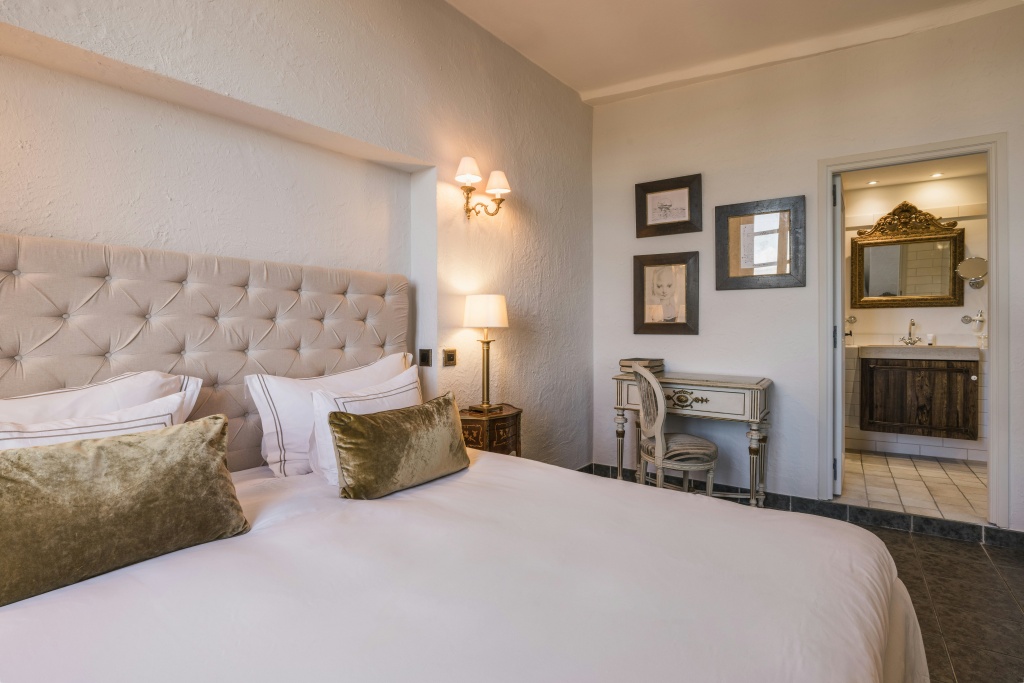 guest_rooms