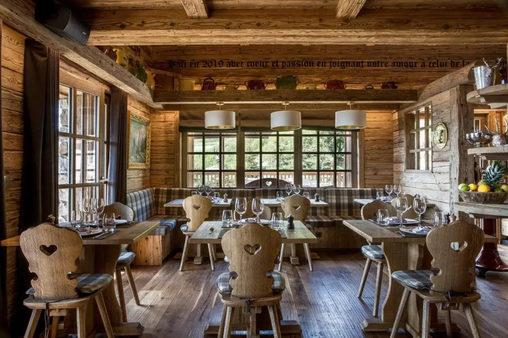 restaurant
