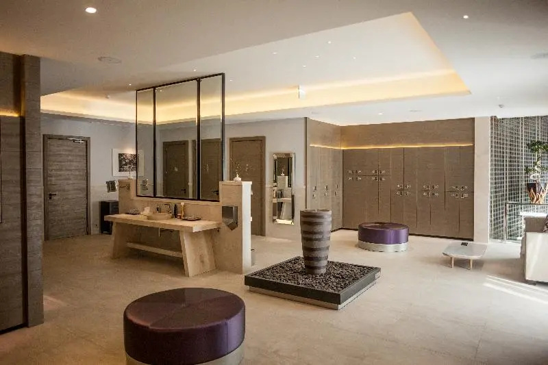 guest_rooms