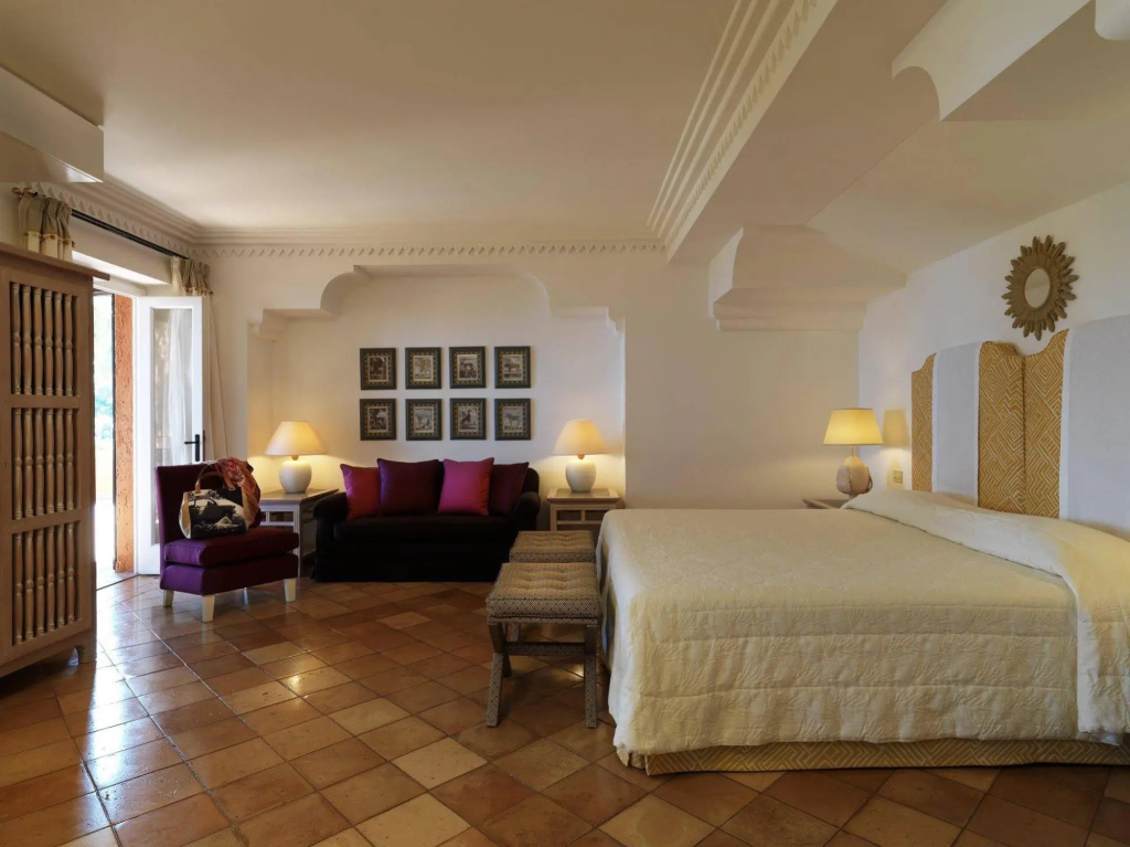 guest_rooms