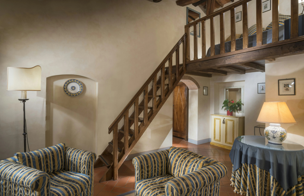hotel_rooms