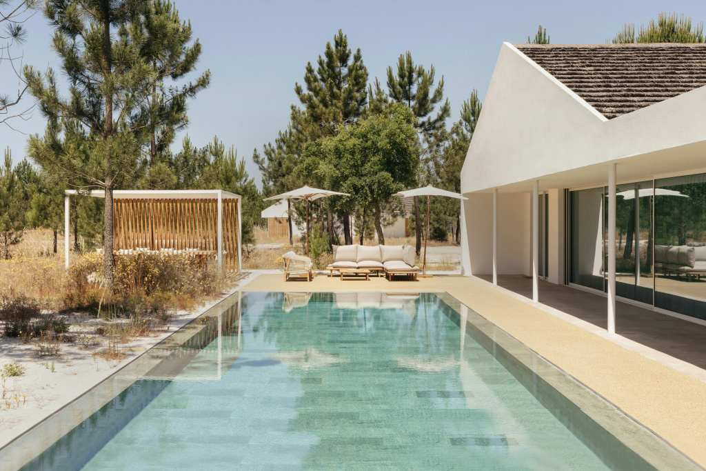 pool