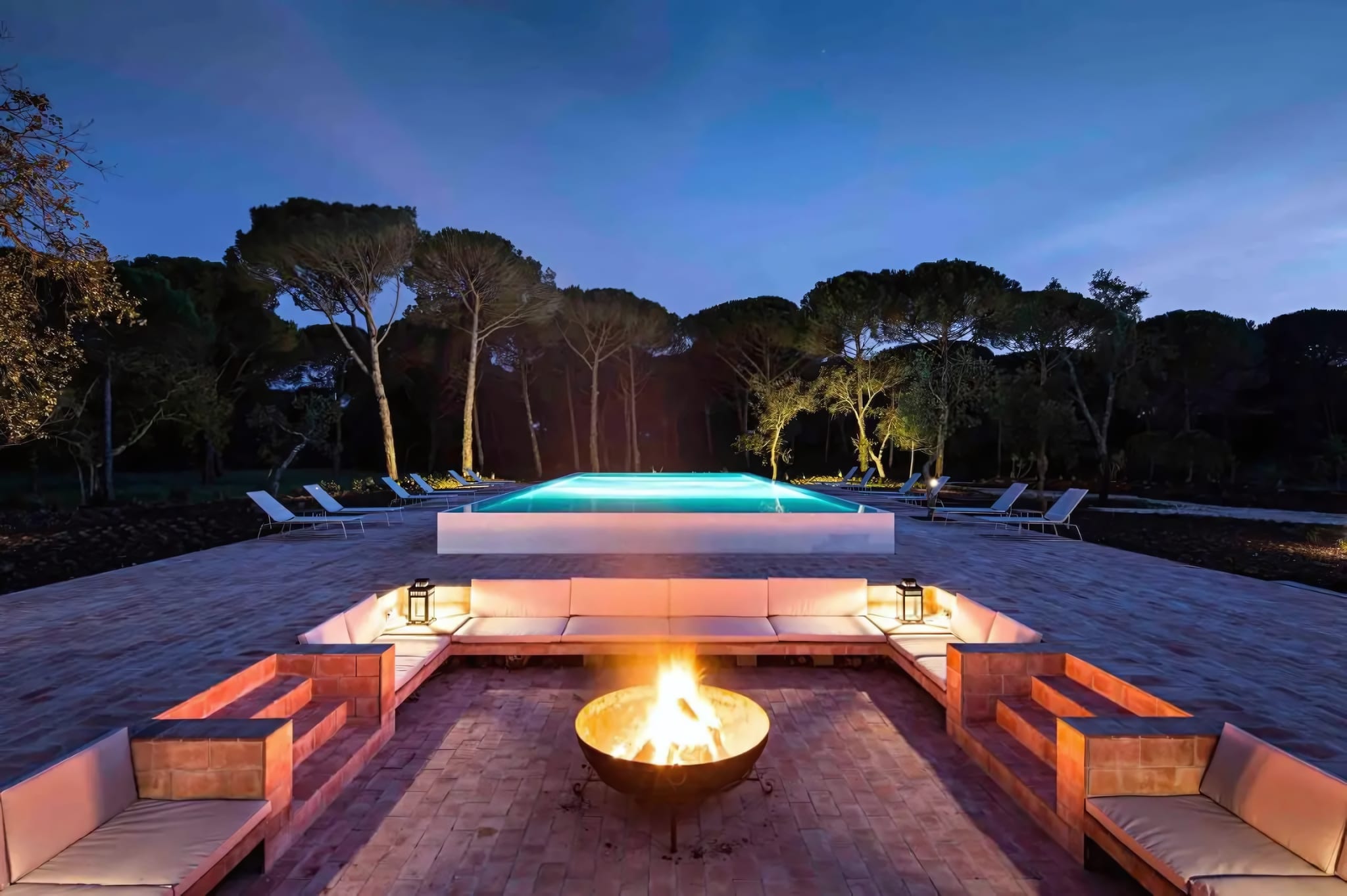 Terracotta Pool