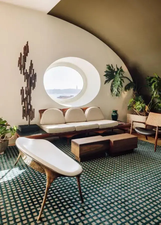 hotel_rooms