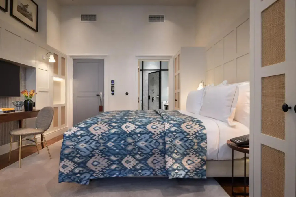 guest_rooms
