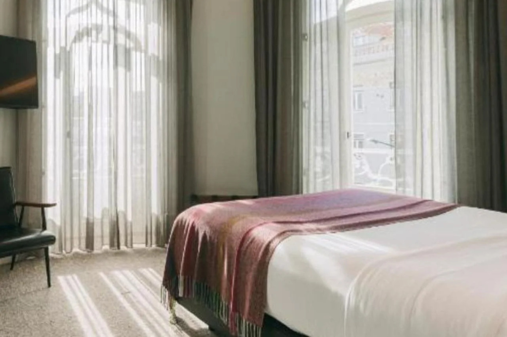 guest_rooms