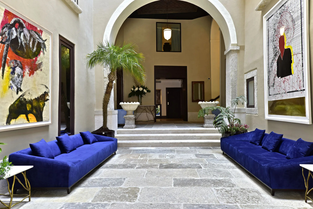 lobby
