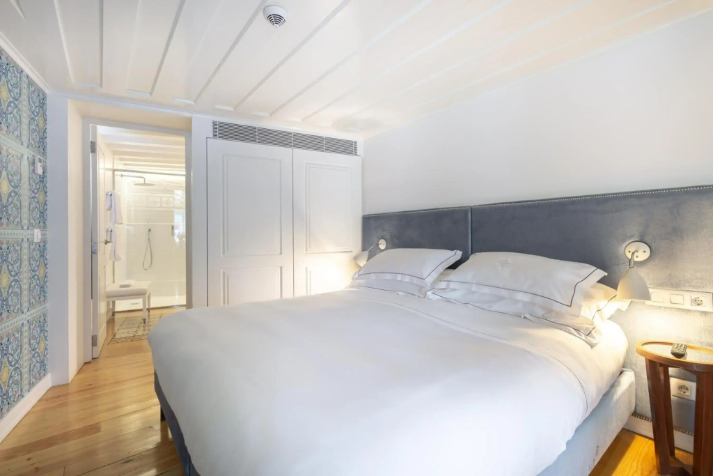 guest_rooms