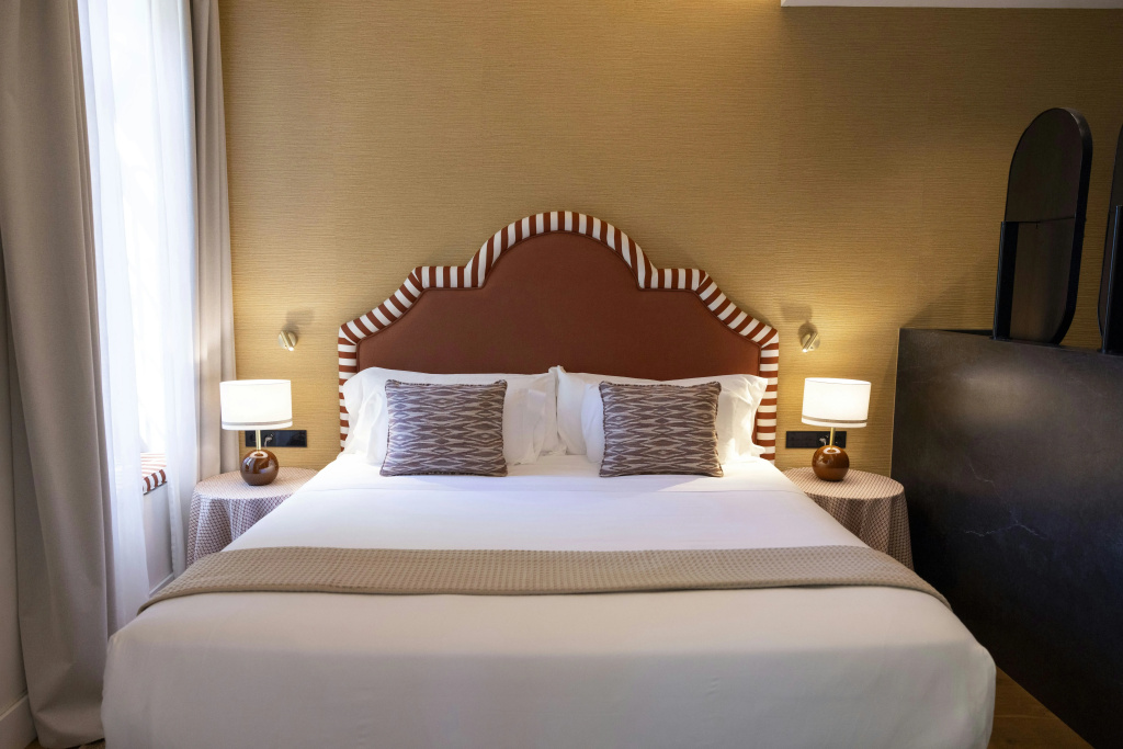 guest_rooms