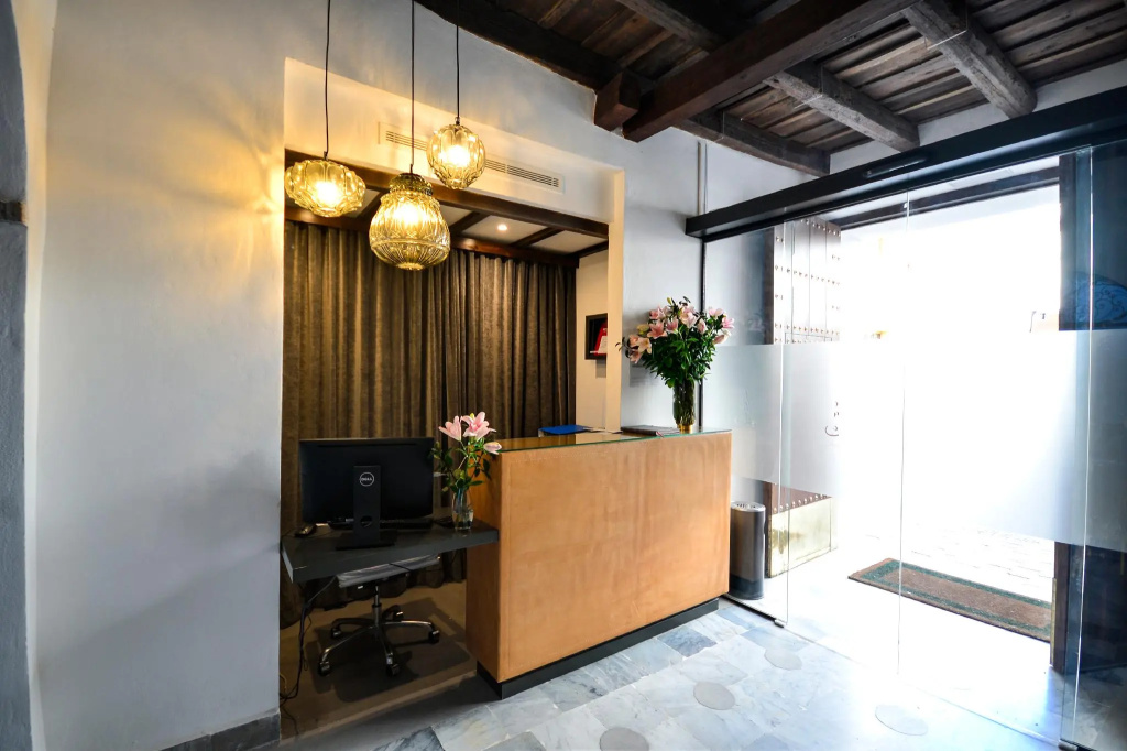lobby