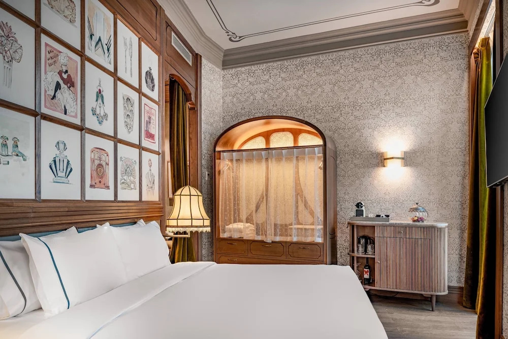 guest_rooms