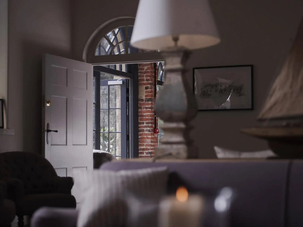 guest_rooms