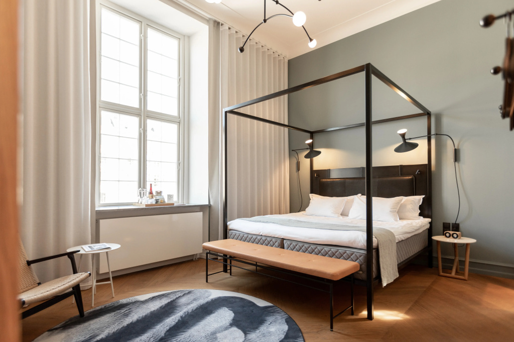 guest_rooms