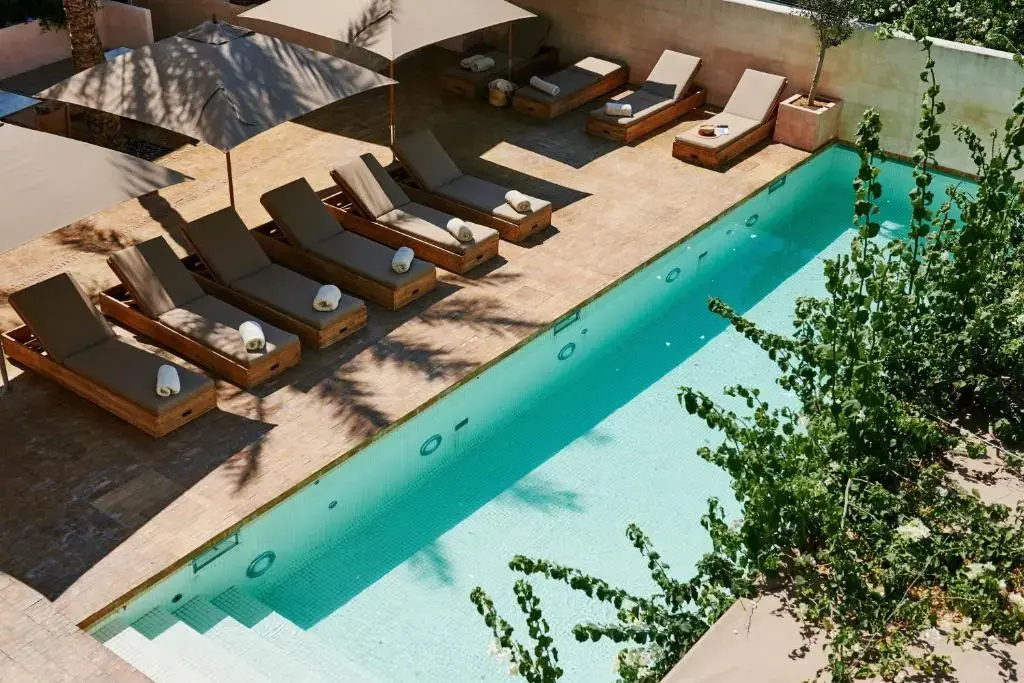 pool