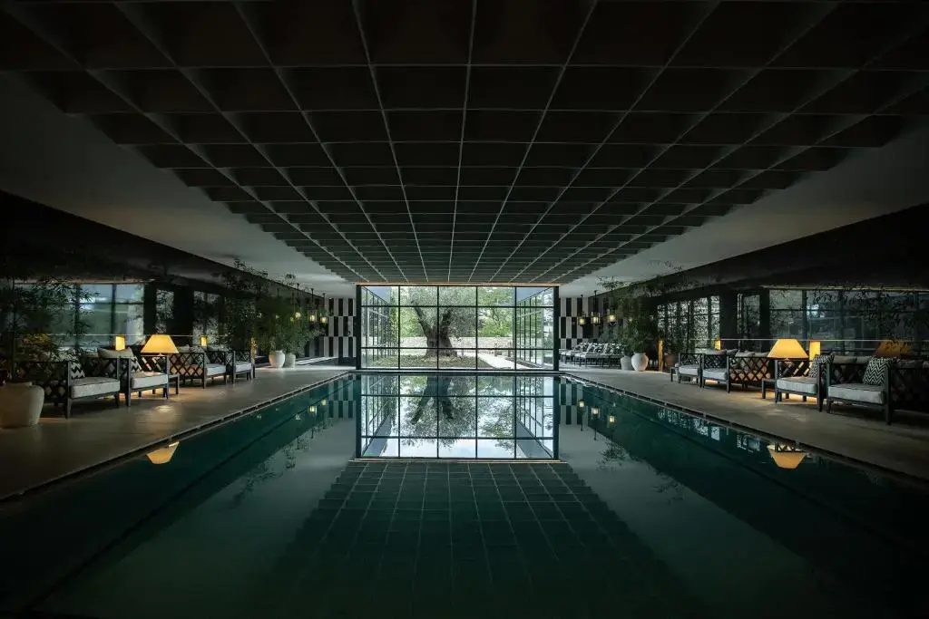hotel_rooms