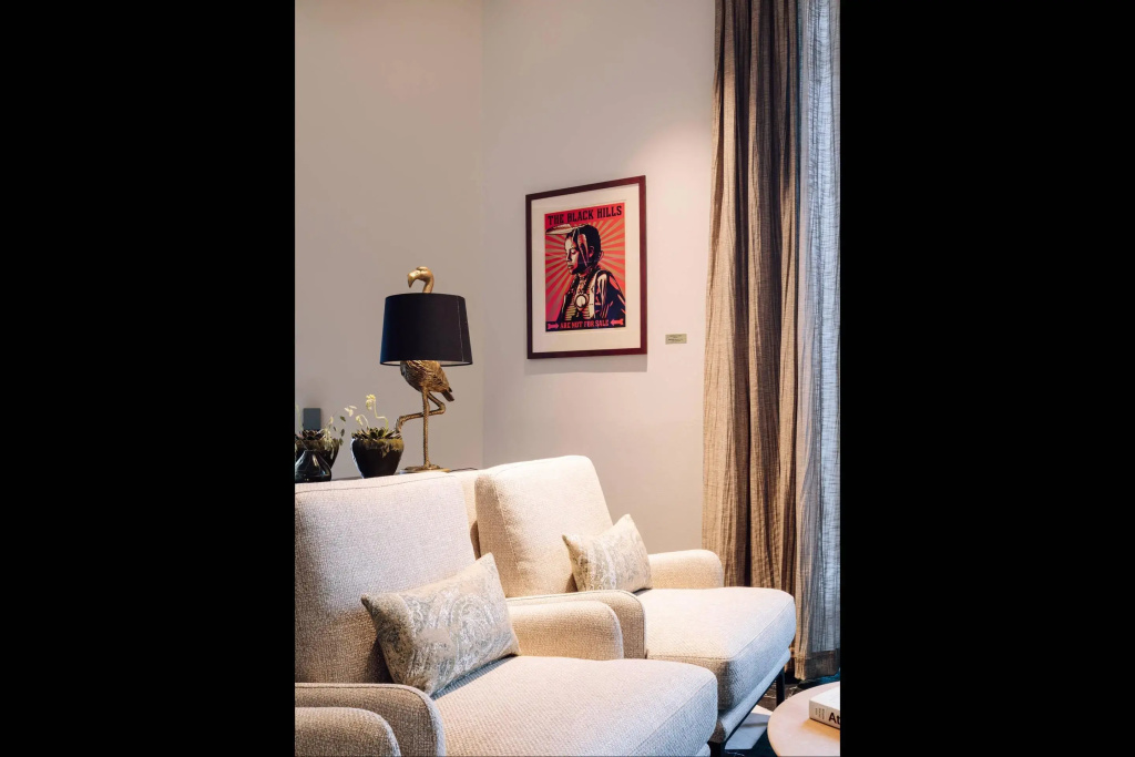 guest_rooms