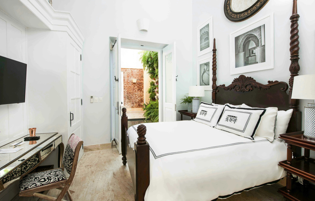 guest_rooms
