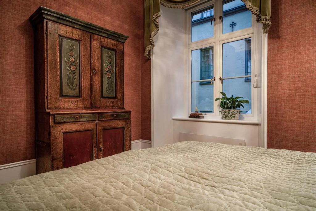 guest_rooms