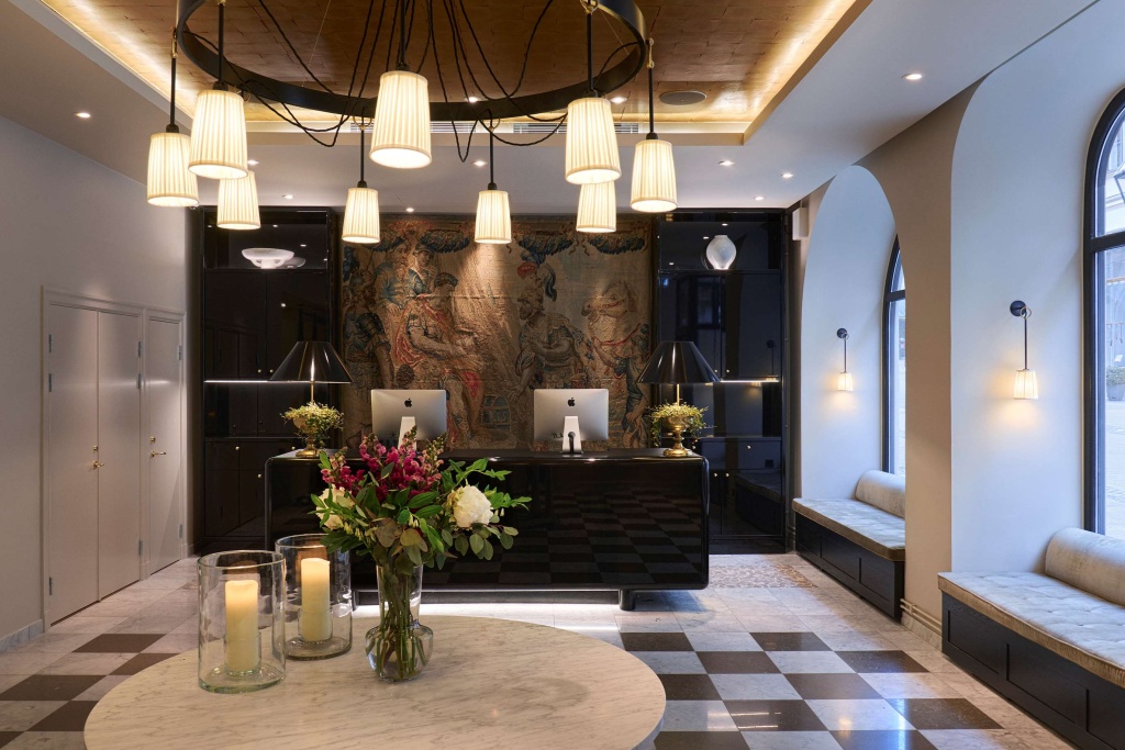 lobby