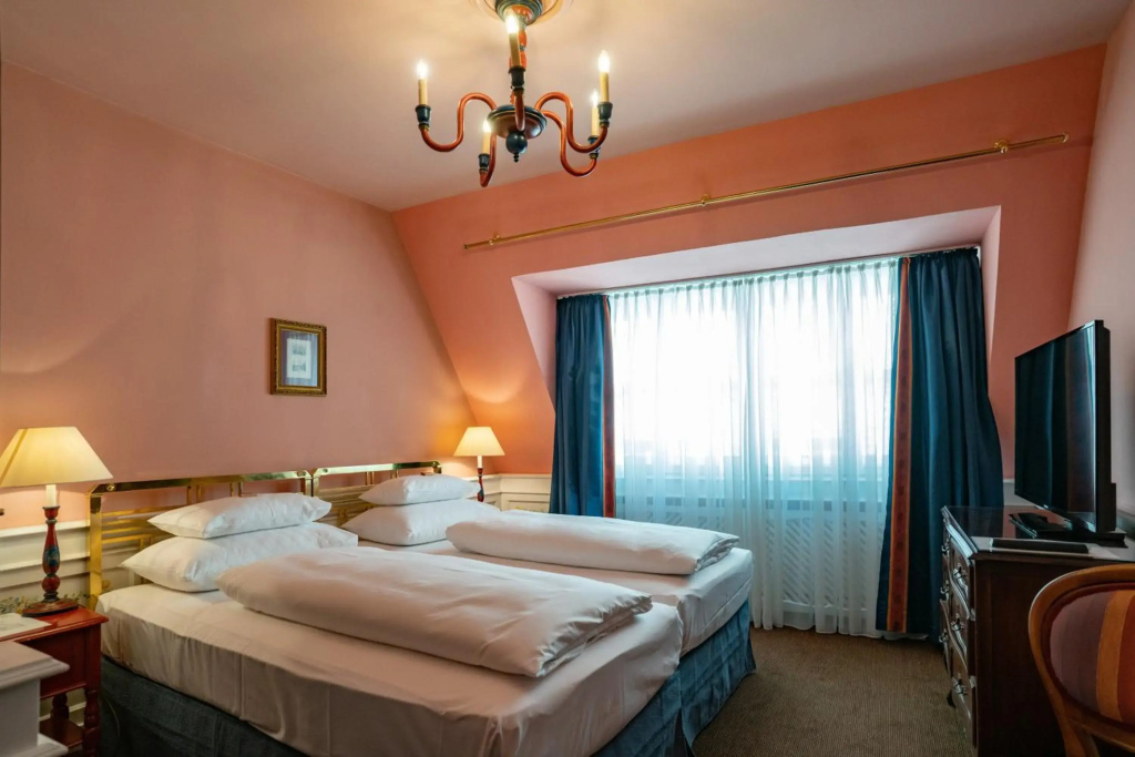 guest_rooms