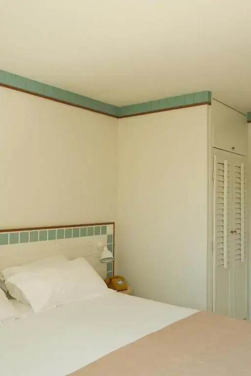 guest_rooms