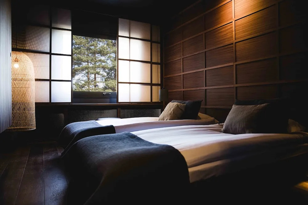 guest_rooms