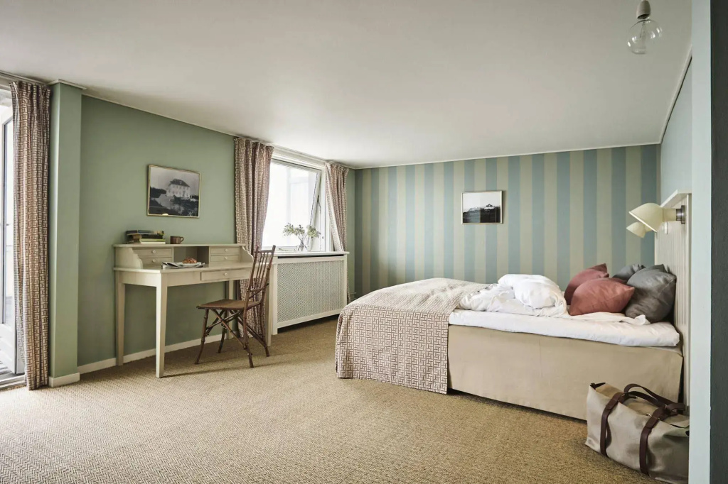 guest_rooms