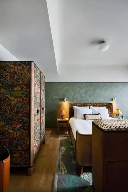 guest_rooms