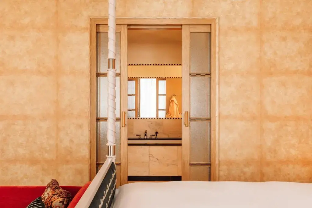 guest_rooms