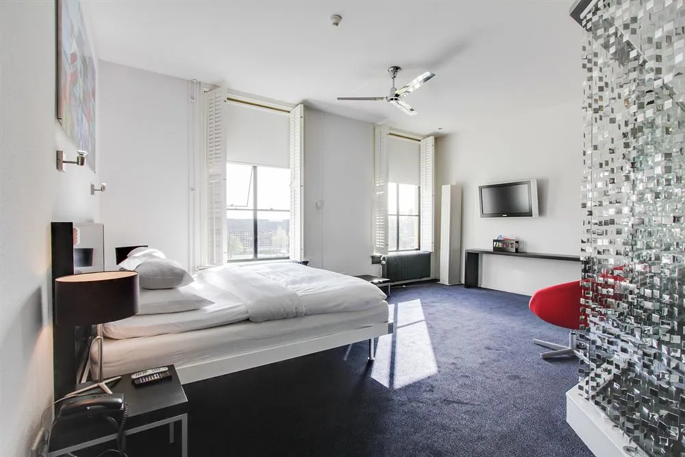 guest_rooms