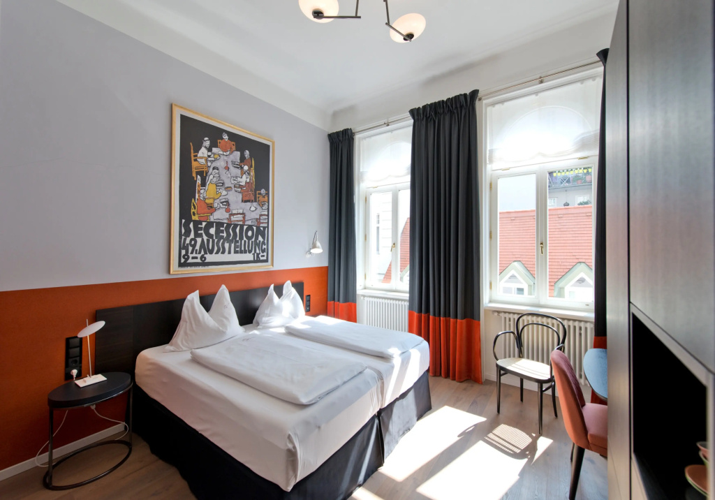 guest_rooms