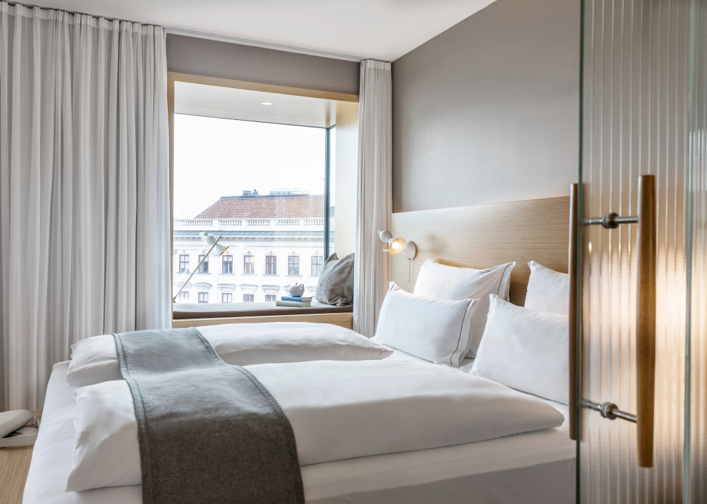 guest_rooms