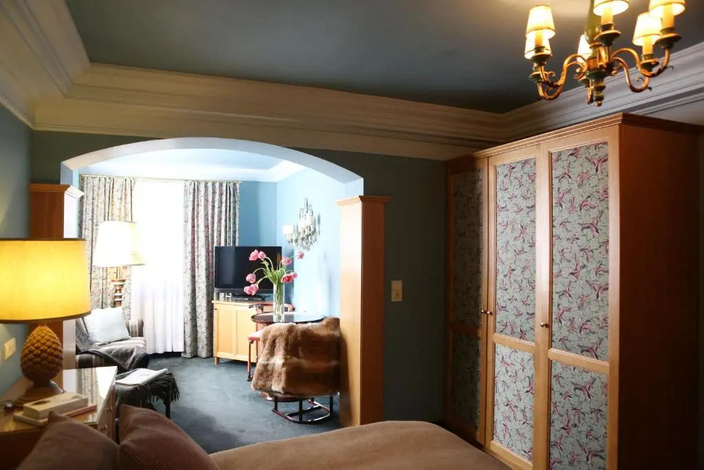 guest_rooms
