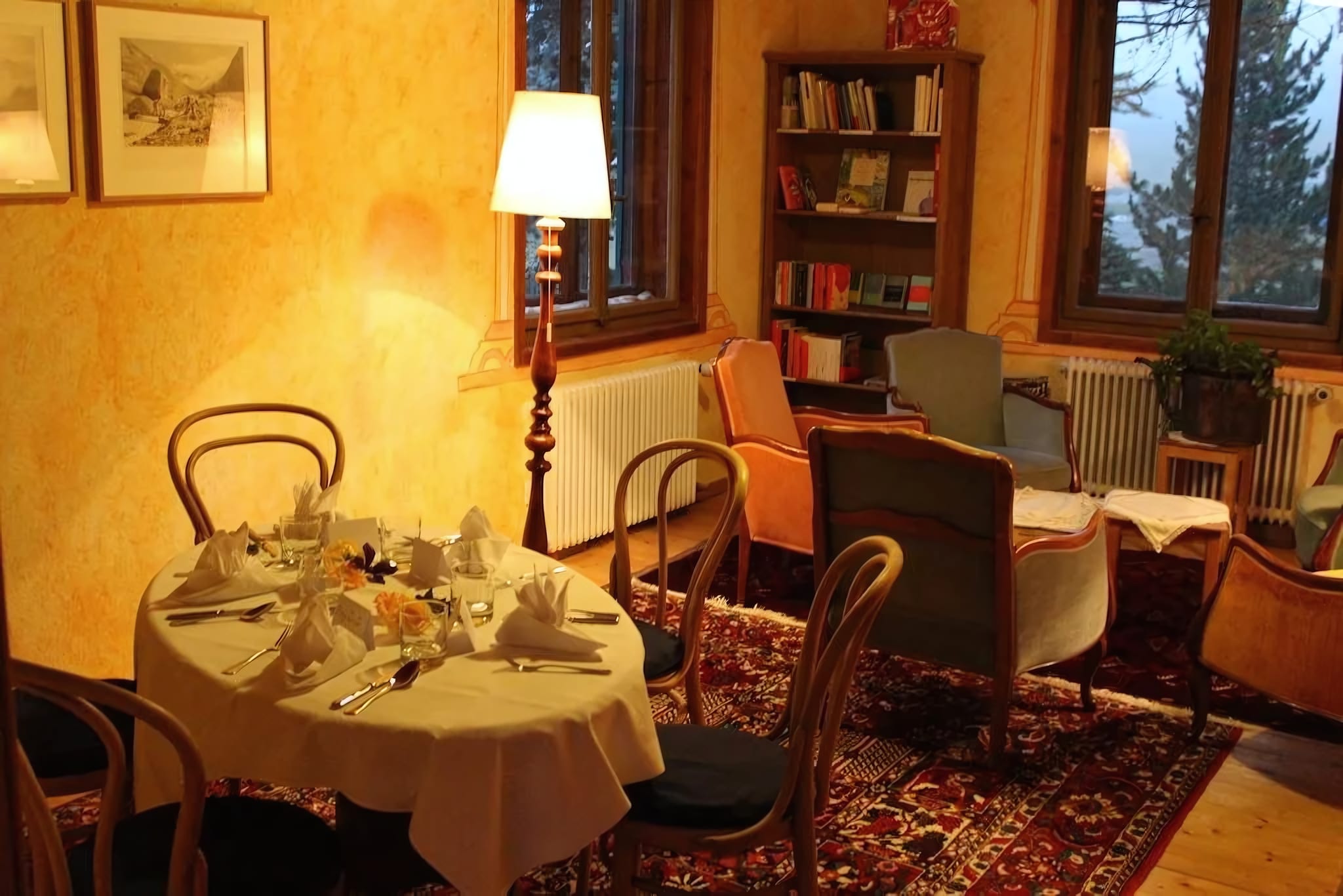 restaurant