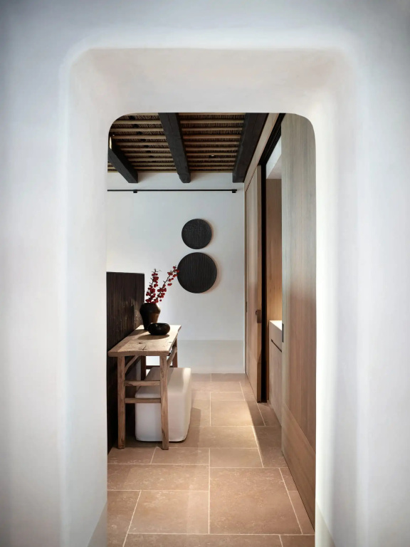 hotel_rooms