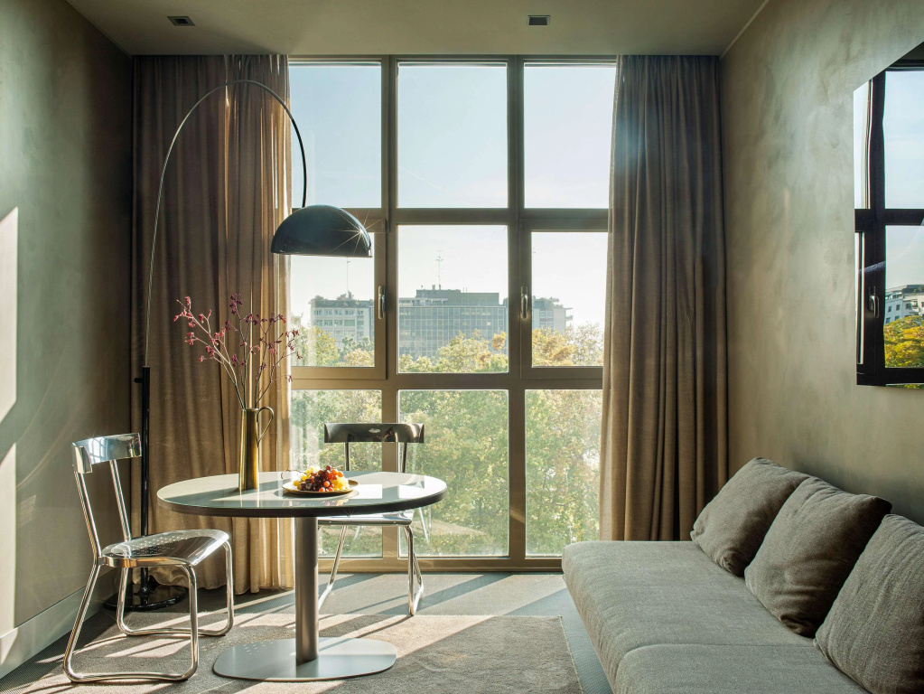 guest_rooms