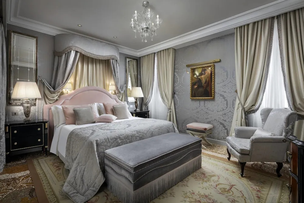guest_rooms