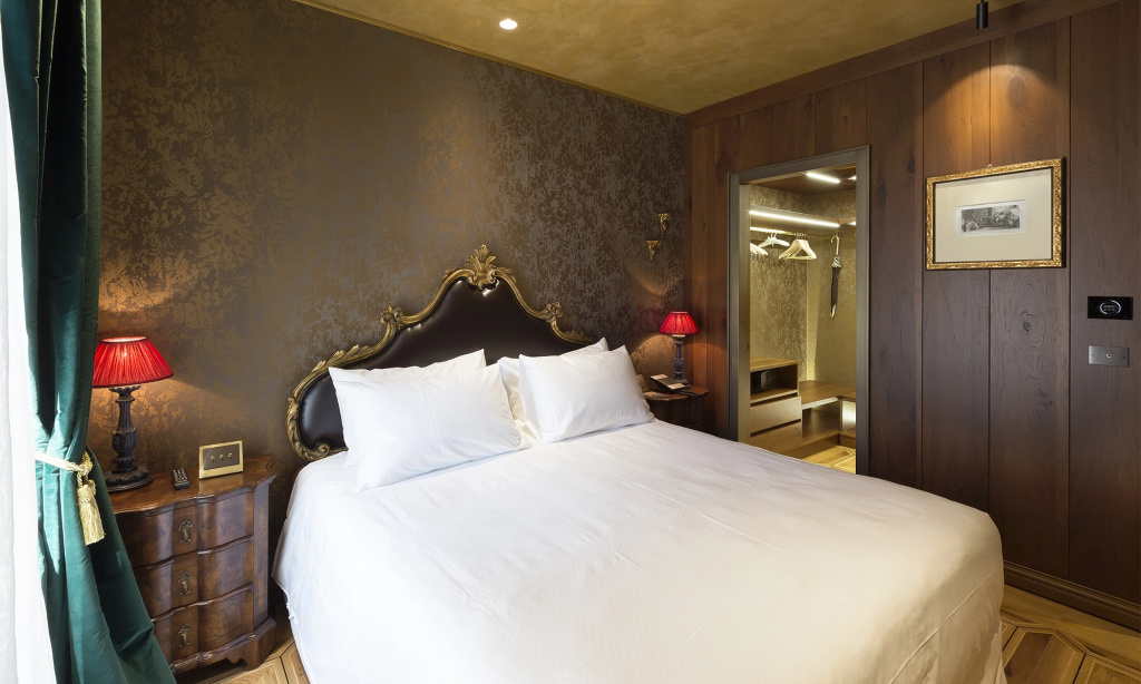 guest_rooms