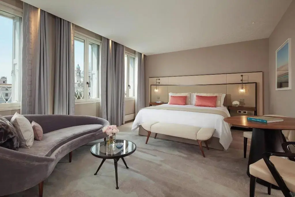 guest_rooms