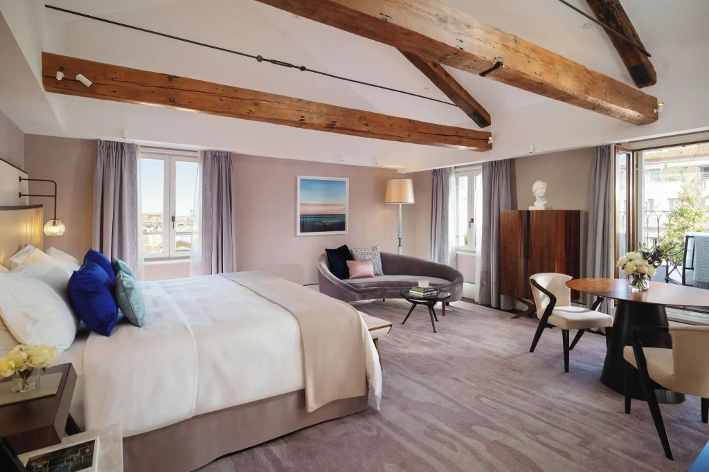 guest_rooms