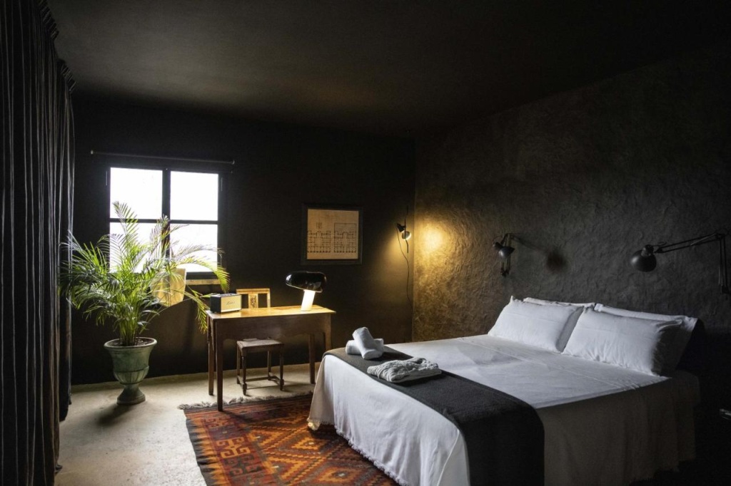guest_rooms