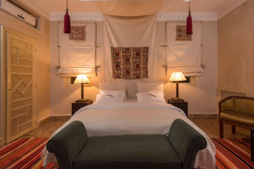 guest_rooms
